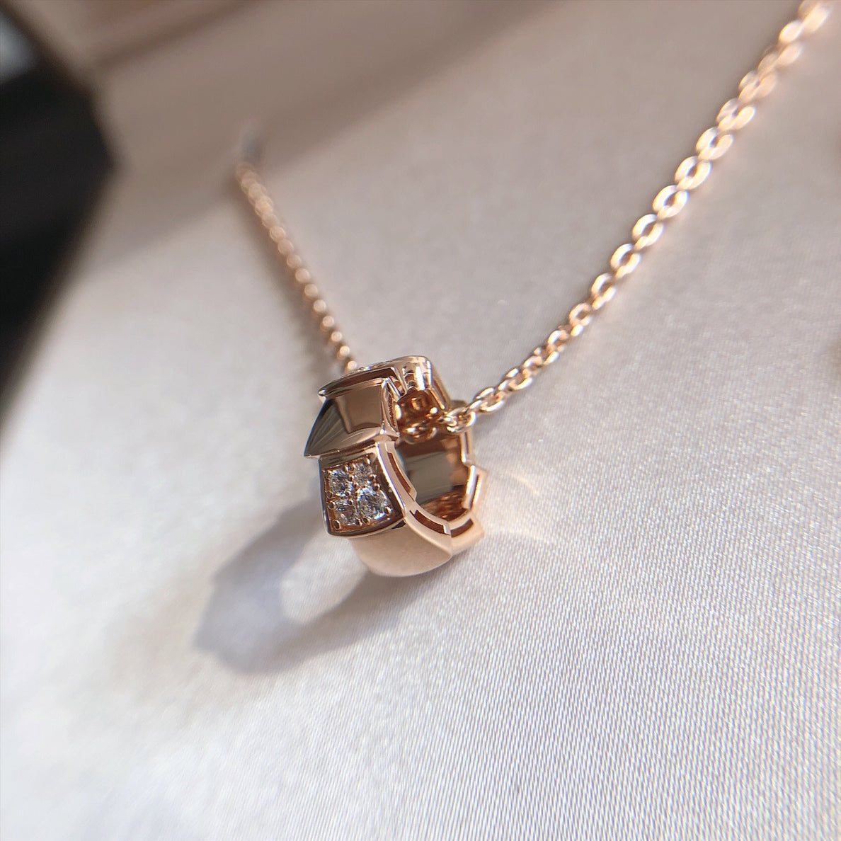 [Raffine]SERPENTI PEDANT DIAMOND PINK GOLD NECKLACE