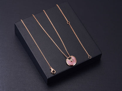 [Raffine] COLLAR AMULETTE DE ORO ROSA CON TRAPEADOR ROSA