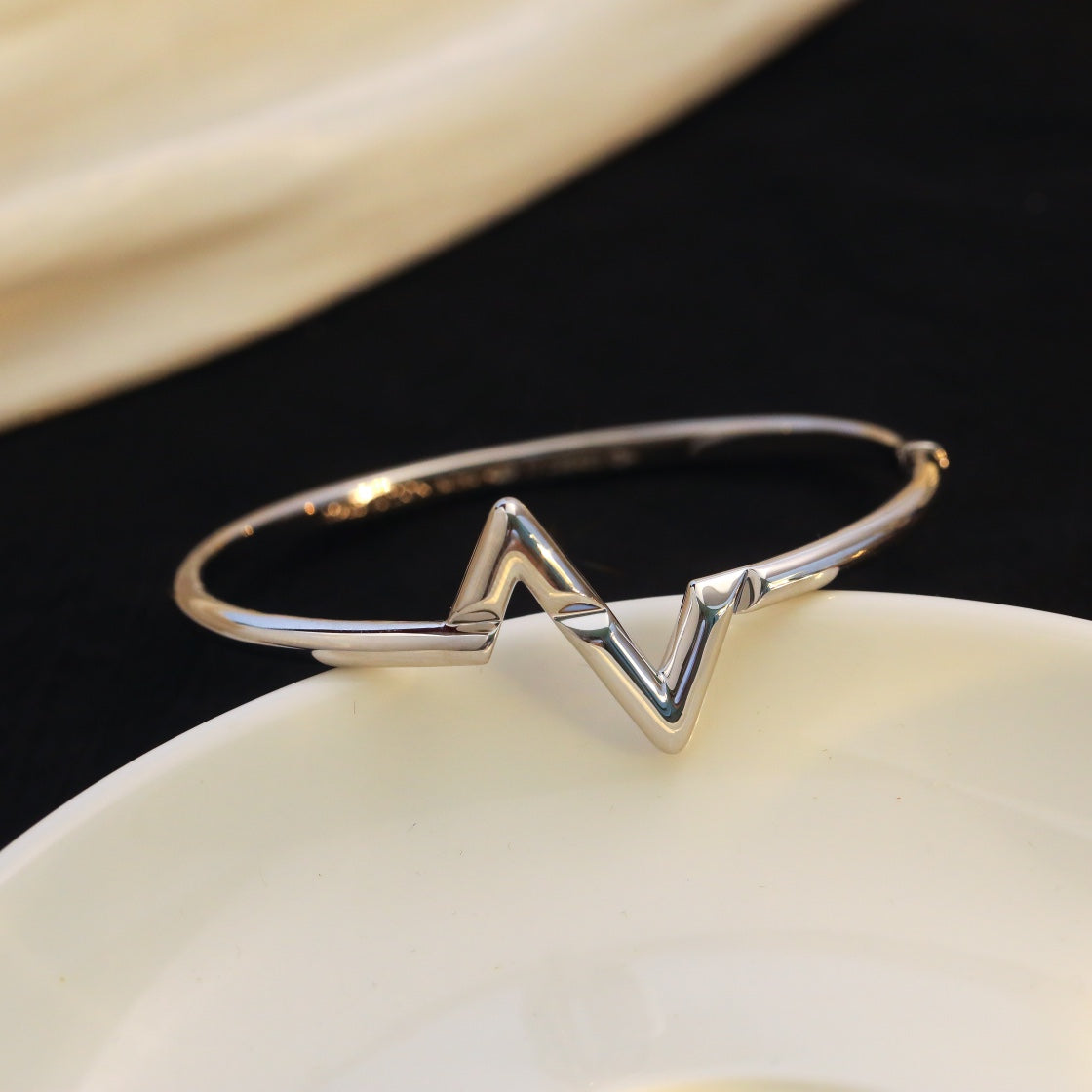 [Raffine]VOLTE UPSITE DOWN BRACELET