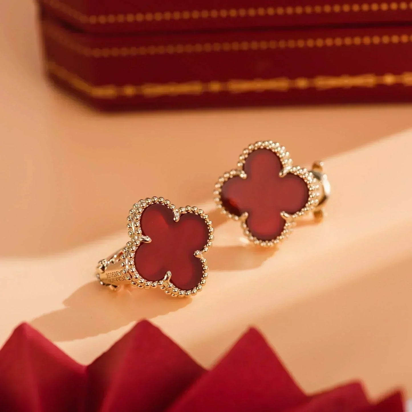 [Raffine]CLOVER MEDIUM 1 MOTIFS CARNELIAN  EARRINGS