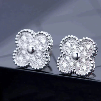 [Raffine]CLOVER 1 MOTIFS DIAMOND STUD EARRINGS SILVER