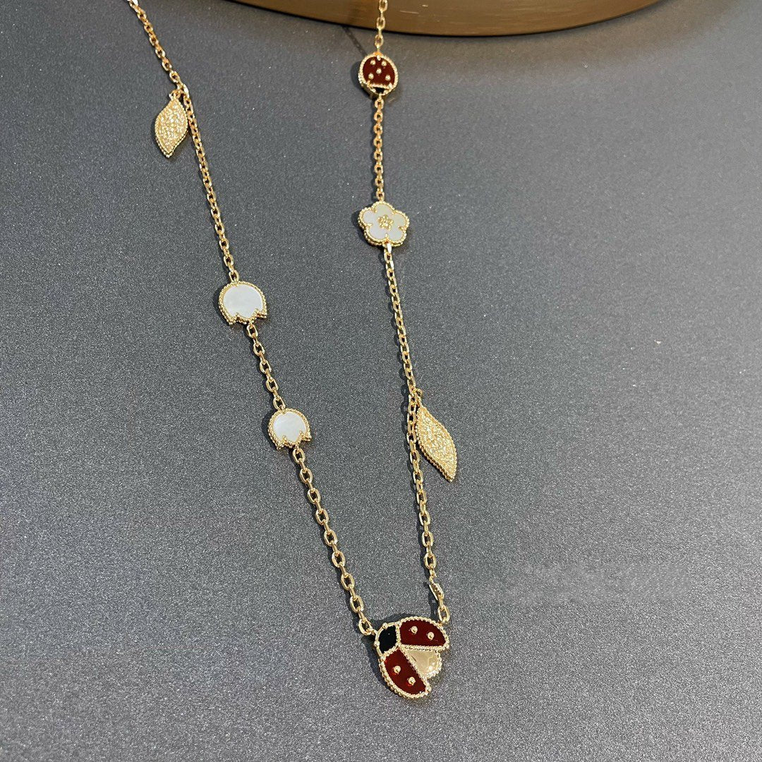 [Raffine] COLLAR DE ORO CON 15 MOTIVOS DE LUCKY SPRING