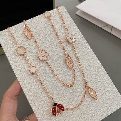 [Raffine] COLLAR DE ORO ROSA CON 15 MOTIVOS DE LUCKY SPRING