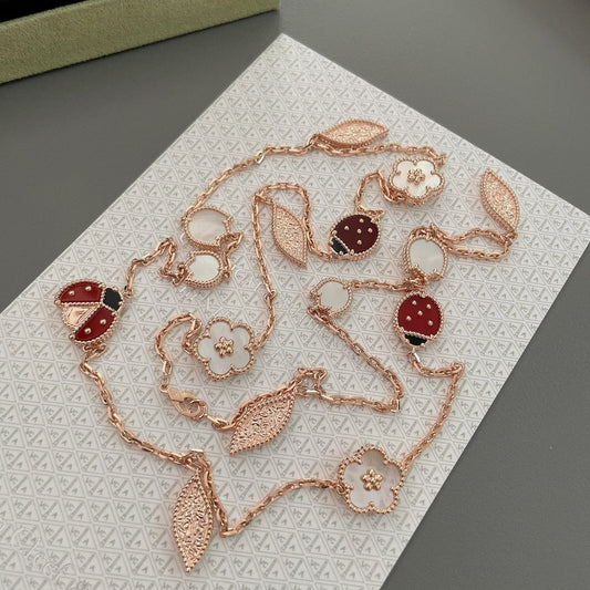 [Raffine] COLLAR DE ORO ROSA CON 15 MOTIVOS DE LUCKY SPRING