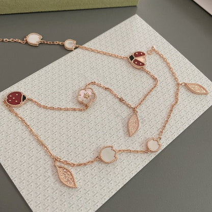 [Raffine] COLLAR DE ORO ROSA CON 15 MOTIVOS DE LUCKY SPRING
