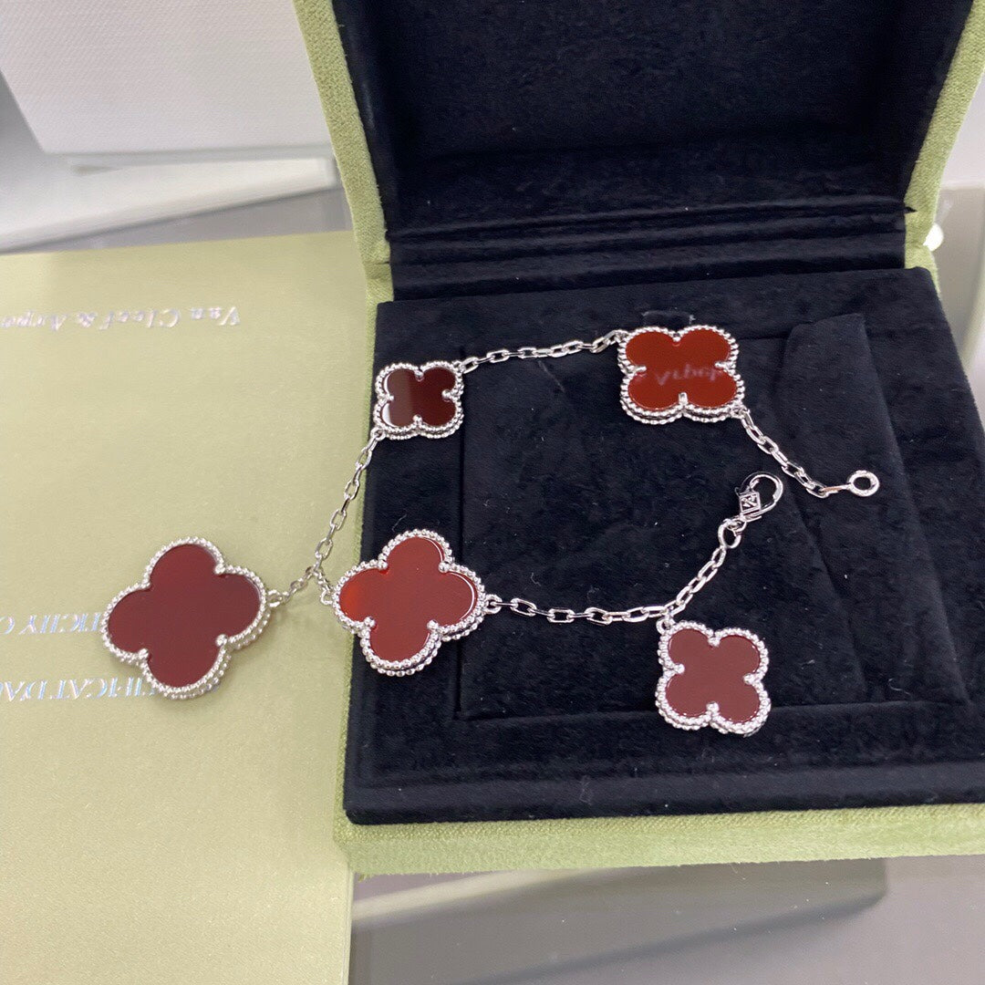 [Raffine]CLOVER 5 MOTIFS SIVLER CARNELIAN BRACELET