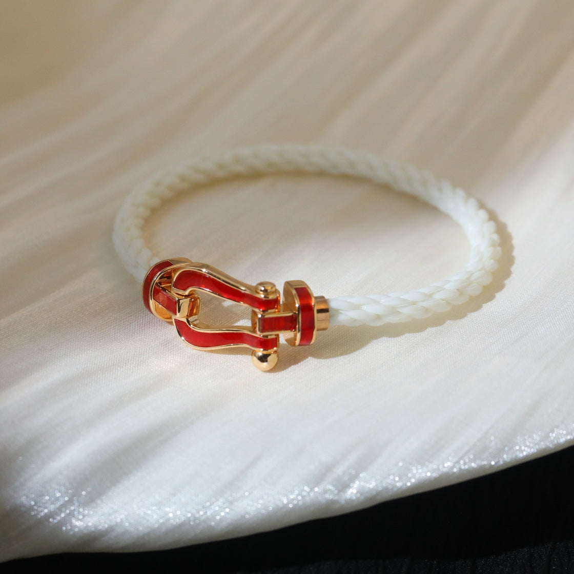 [Raffine]FORCE 10 WHITE TEXTILE DIAMOND PAVED
