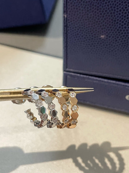 [Raffine]Hollow Design Four-Leaf Clover Flower Shape Ring