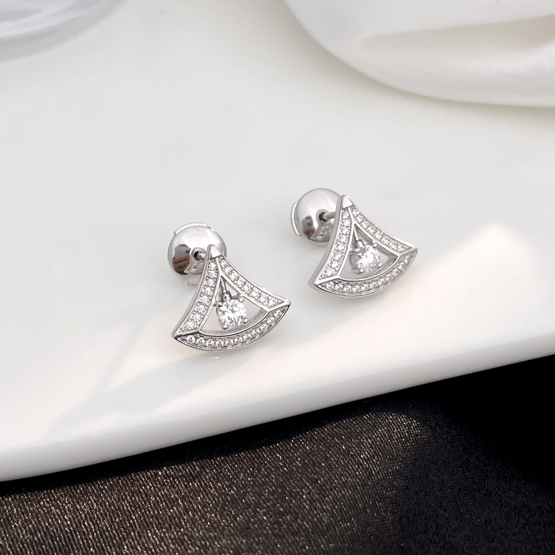 [Raffine]DREAM MINI DIAMOND STUD EARRINGS