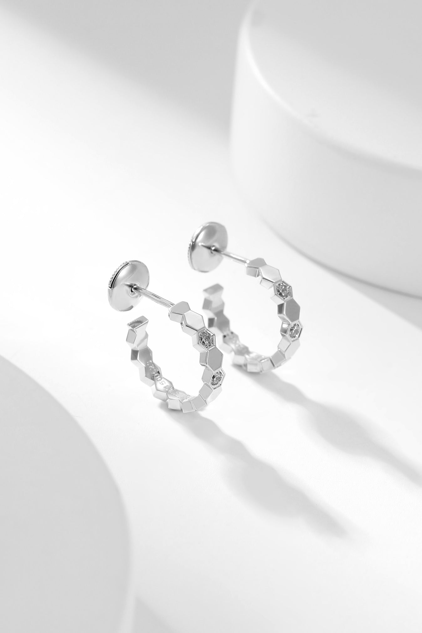 [Raffine]BEE LOVE DIAMOND HOOP EARRINGS