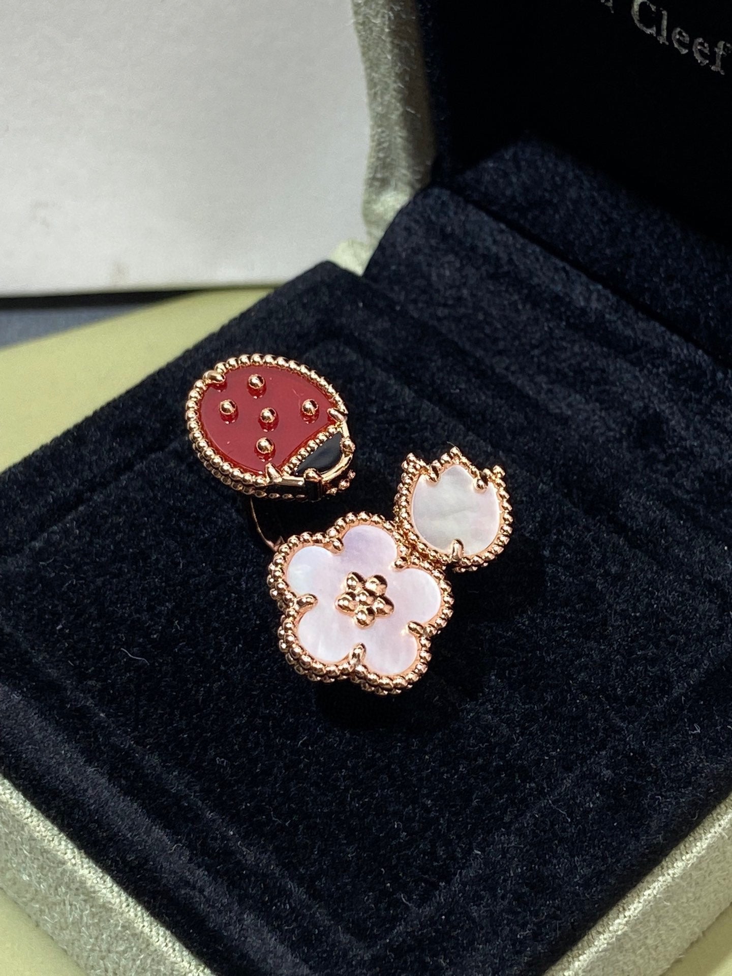 [Raffine]LUCKY 3 MOTIF ROSE GOLD RING