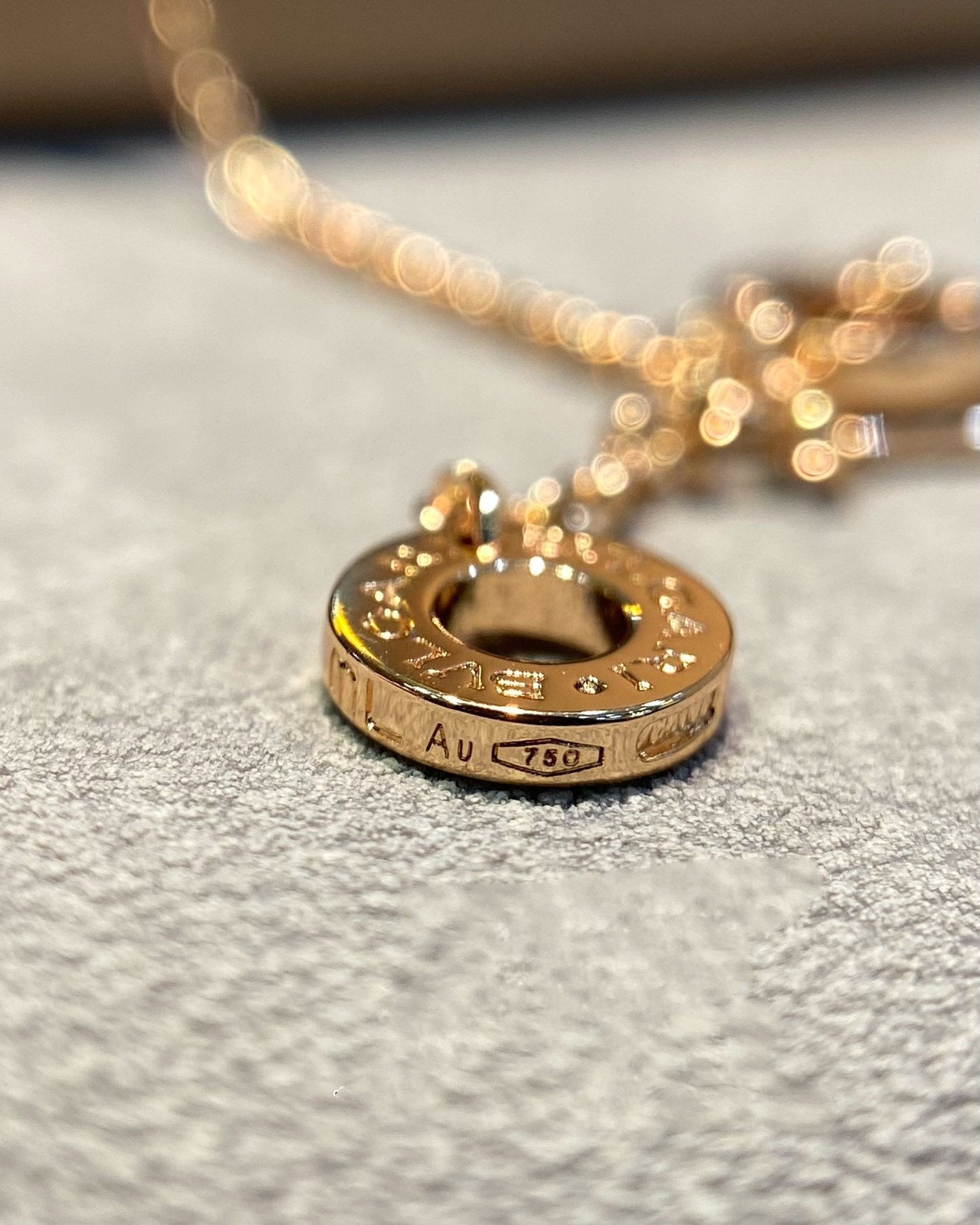 [Raffine] DREAM MOP COLLAR DE ORO ROSA CON DIAMANTES PAVÉ