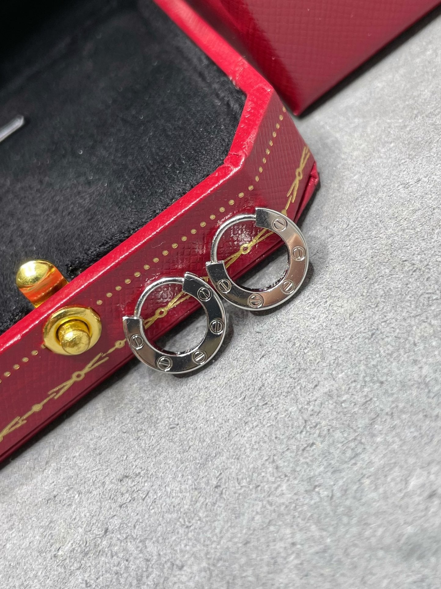 [Raffine]LOVE MINI EARRINGS
