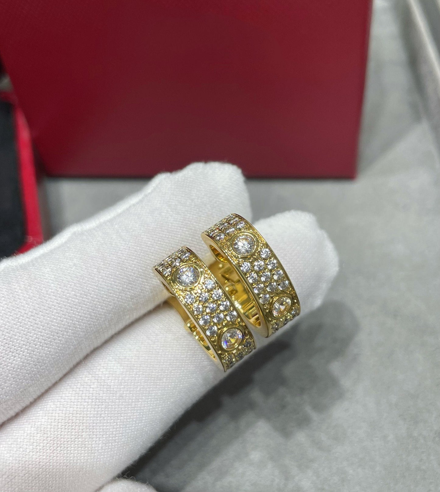 [Raffine]LOVE 5.5MM DIAMOND PAVED EARRINGS