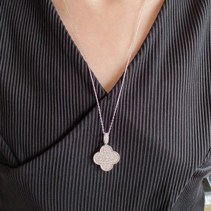 [Raffine] COLLAR LARGO CON PEDANTE GRANDE DE 25 MM Y PAVÉ DE DIAMANTES DE TRÉBOL