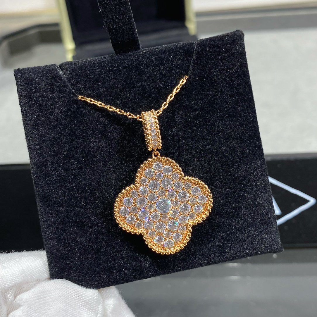 [Raffine] COLLAR LARGO CON PEDANTE GRANDE DE 25 MM Y PAVÉ DE DIAMANTES DE TRÉBOL