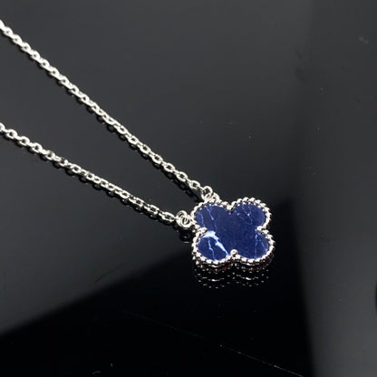 [Raffine] COLLAR LARGO DE PLATA CON TRÉBOL Y PIETERSITA