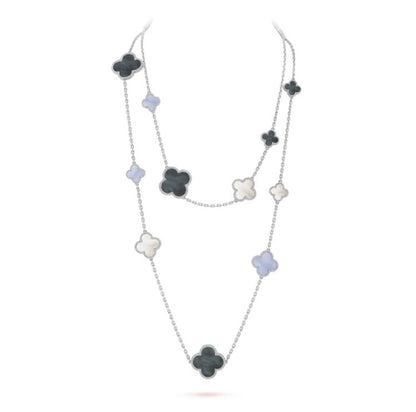 [Raffine] COLLAR DE PLATA CON 16 MOTIVOS DE TRÉBOL Y CALCEDONIA