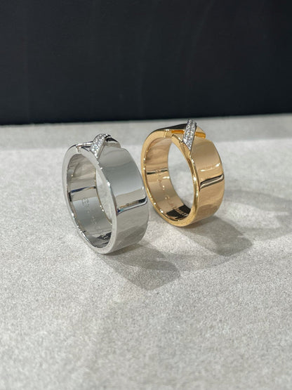 [Raffine]ANILLO DE DIAMANTE EVIDENCIA DE GRAVÁMENES