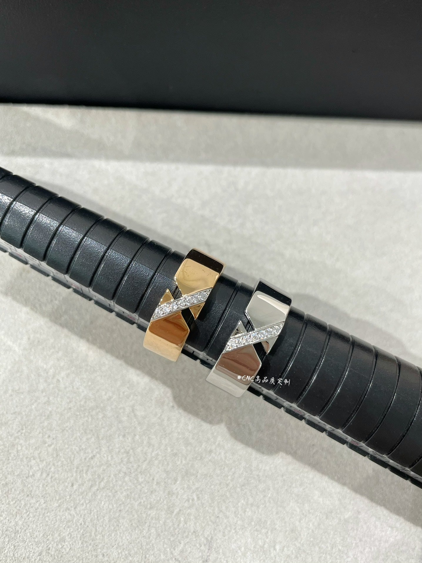 [Raffine]ANILLO DE DIAMANTE EVIDENCIA DE GRAVÁMENES