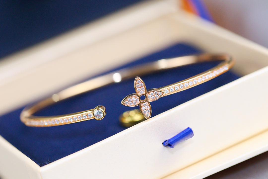[Raffine]IDYLLE PINK GOLD OPEN BRACELET DIAMOND PAVED