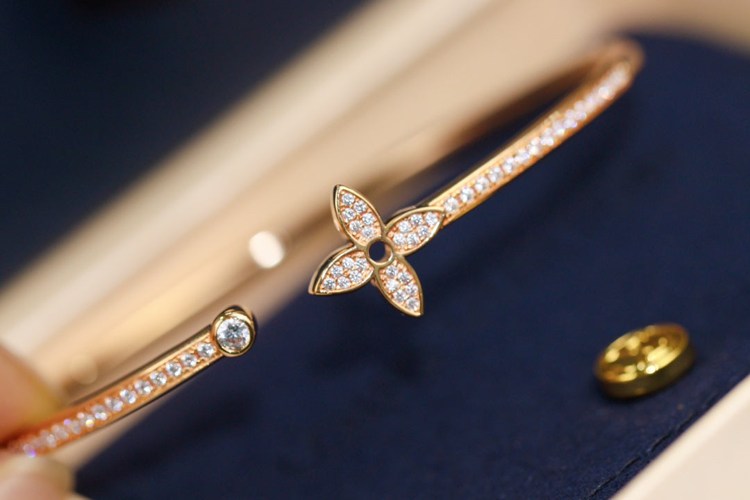 [Raffine]IDYLLE PINK GOLD OPEN BRACELET DIAMOND PAVED