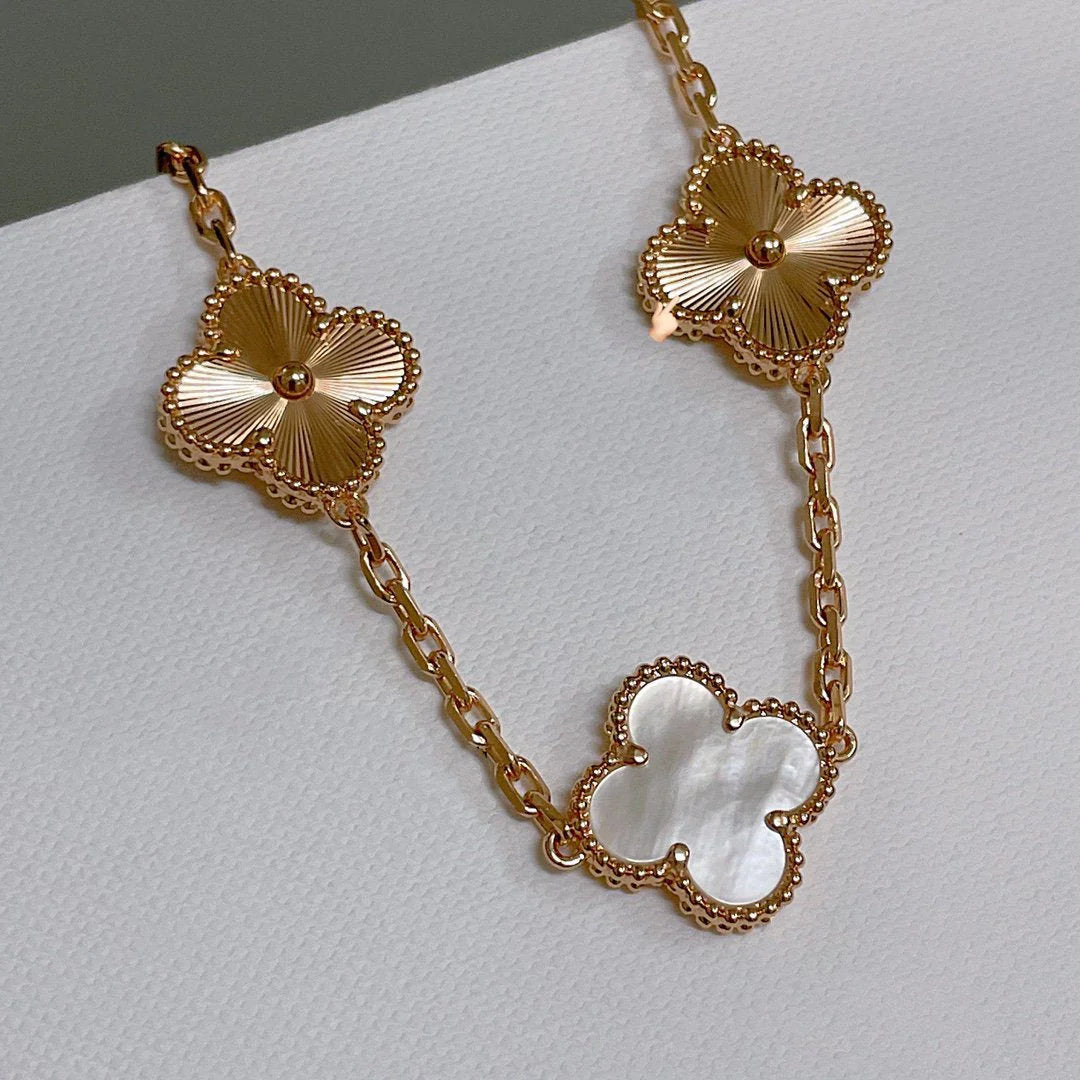 [Raffine]CLOVER WHITE PEARL MOP 5 MOTIF BRACELET COLLECTION