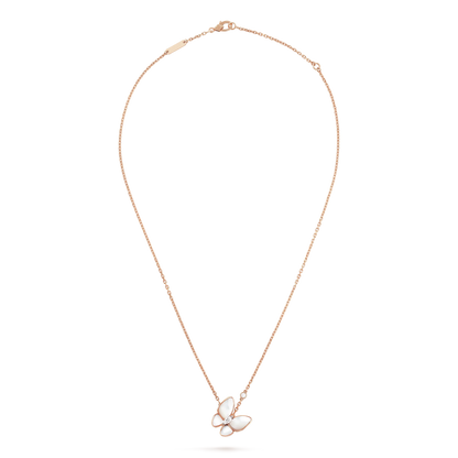 [Raffine] COLLAR DE DIAMANTES CON MARIPOSA Y TRAPEADOR
