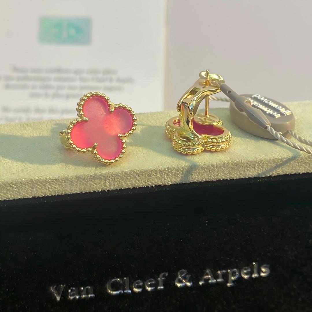 [Raffine]NEW CLOVER 15MM PINK ENAMEL STUD EARRINGS