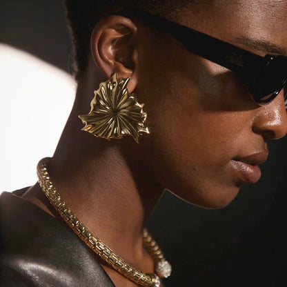 [Raffine]Rafaela Sculpted Petal Gold Earrings