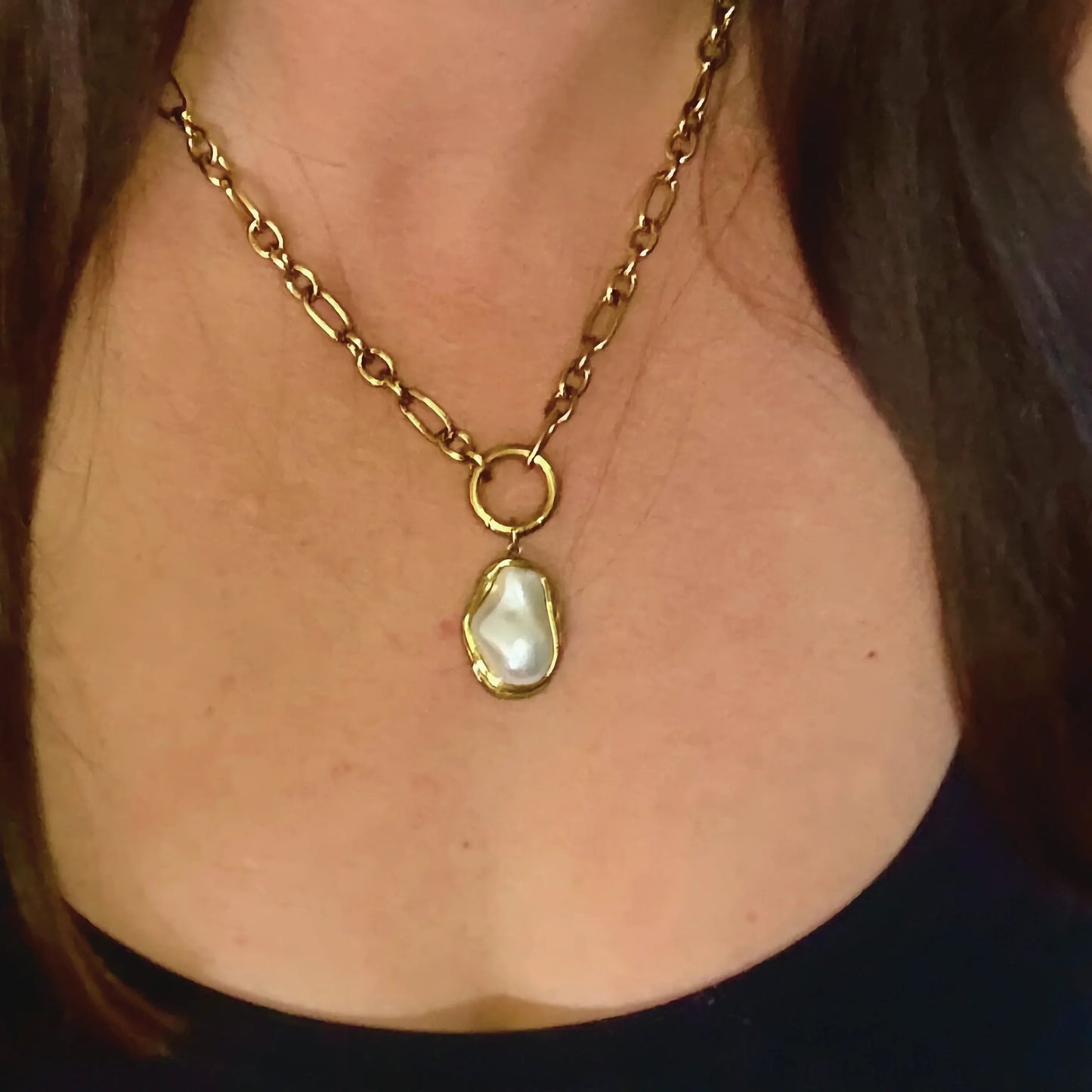 [Raffine]Shelby Mother Of Pearl Pendant