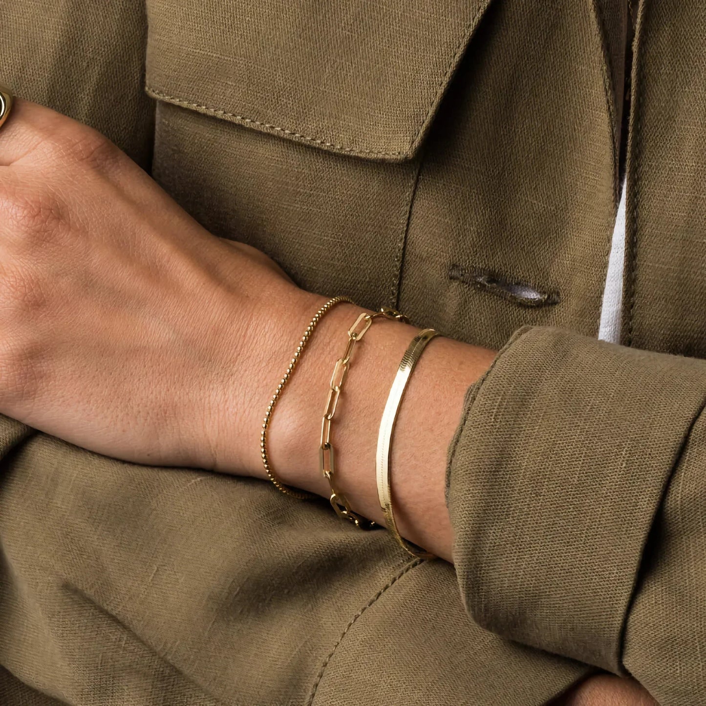 [Raffine]Ellaine Gold Herringbone Bracelet