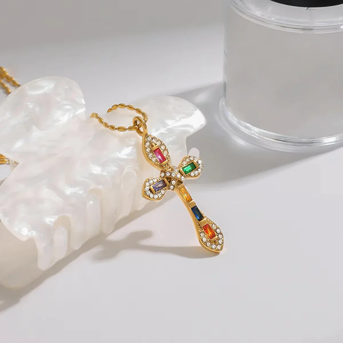 [Raffine]Olea Diamond Crucifix