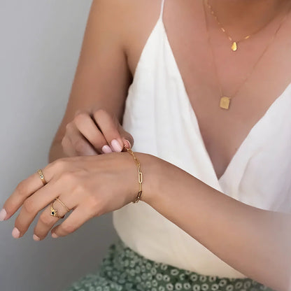 [Raffine]Eloise Gold Paperclip Bracelet