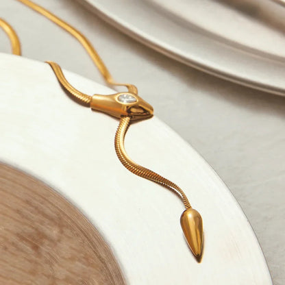 [Raffine]Zarelle Gold Serpentine Pendant
