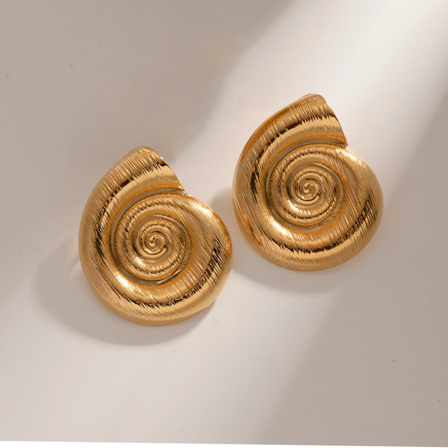 [Raffine]Nauticia Gold Shell Earrings