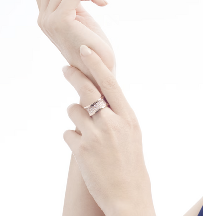 [Raffine]ZERO 1 CON DIAMANTES PAVADOS EN EL ANILLO ESPIRAL