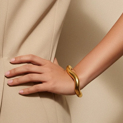 [Raffine]Zaria Asymmetrical Gold Bangle