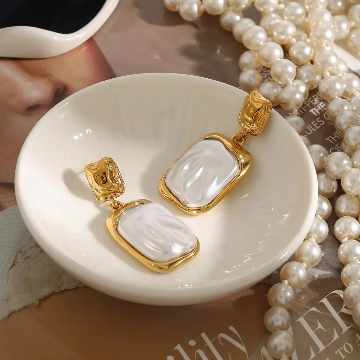 [Raffine]Brittany Freshwater Pearl Slate Earrings