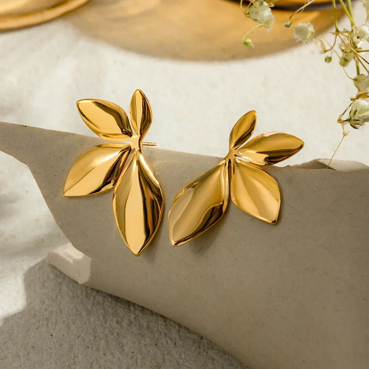 [Raffine]Velle Gold Petal Earrings