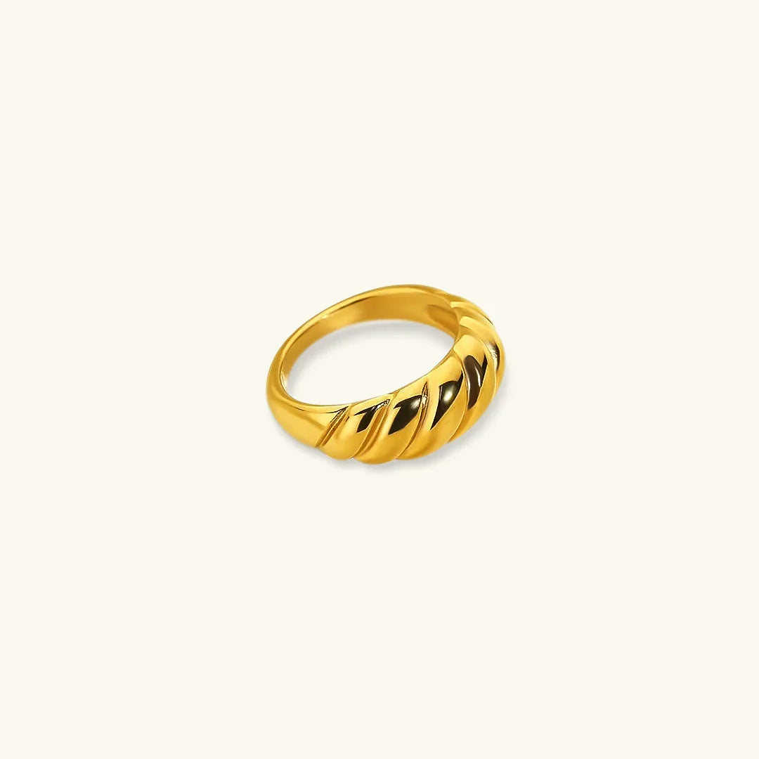 [Raffine]Amaia Gold Croissant Ring