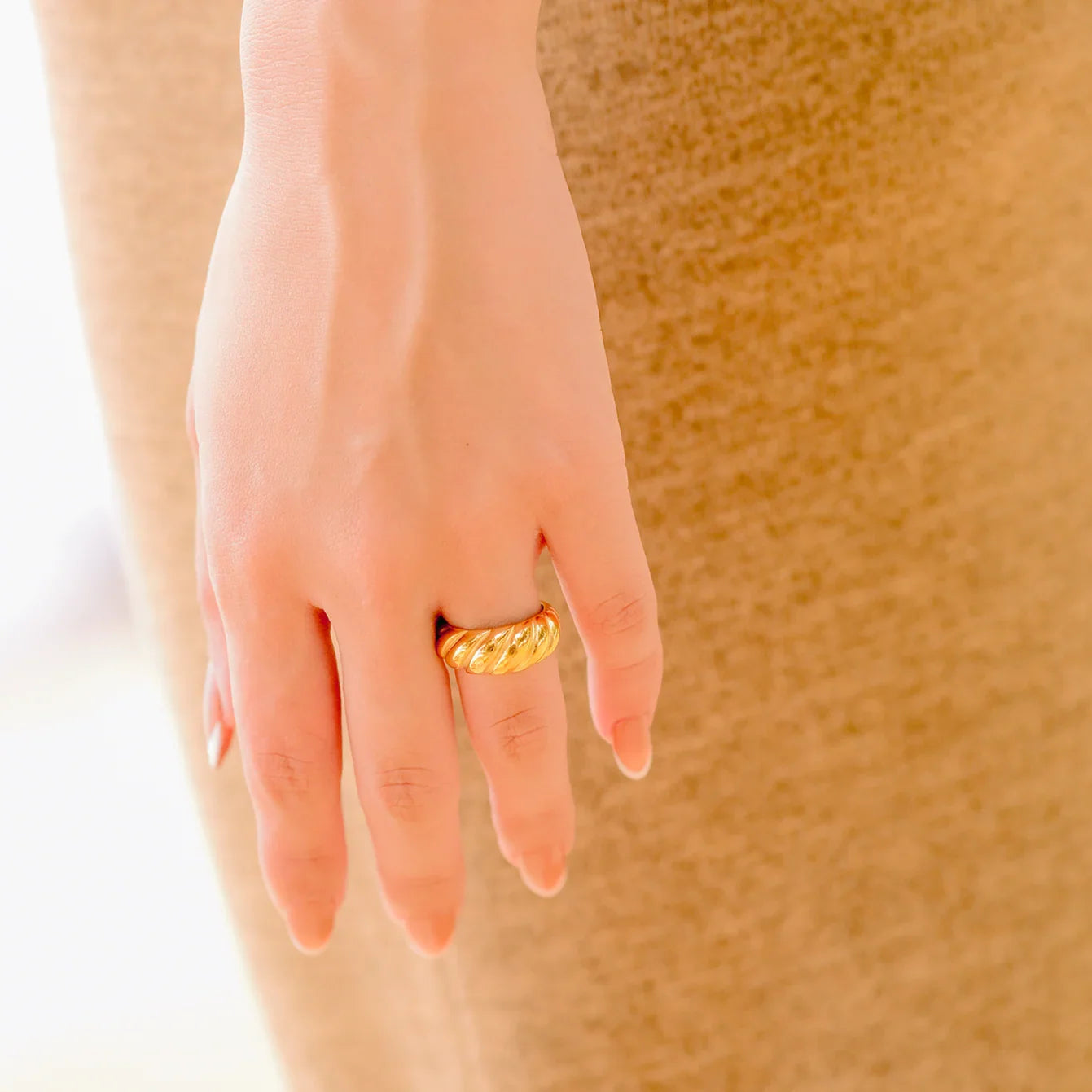 [Raffine]Amaia Gold Croissant Ring