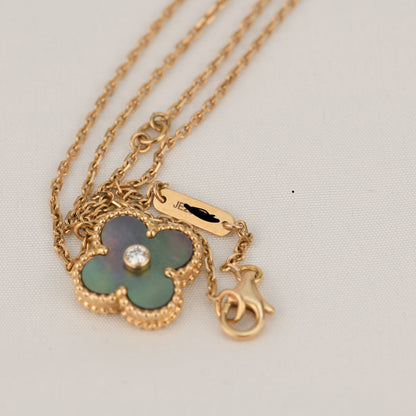 [Raffine] COLLAR DE TRÉBOL DE 15 MM CON DIAMANTES Y NÁCAR