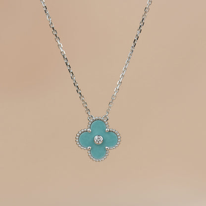 [Raffine] COLLAR DE PORCELANA SVRES DE DIAMANTES DE 15 MM DE TRÉBOL PLATA