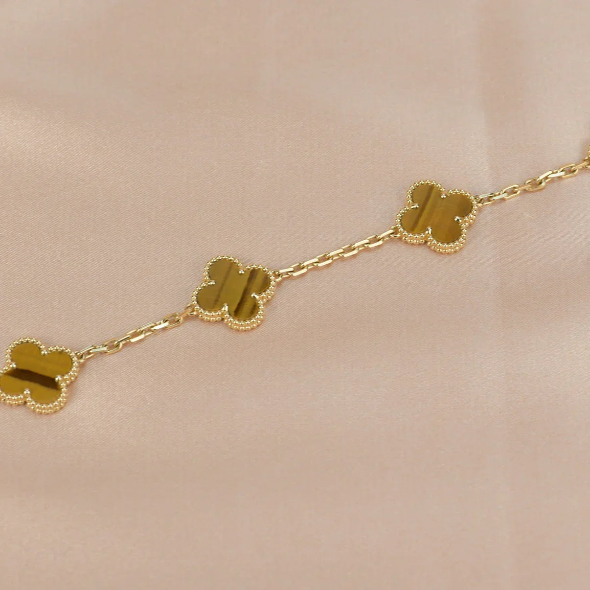 [Raffine] CLOVER 5 MOTIFS TIGER EYE ARMBAND KOLLEKTION
