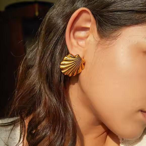[Raffine]Bayside Gold Seashell Earrings