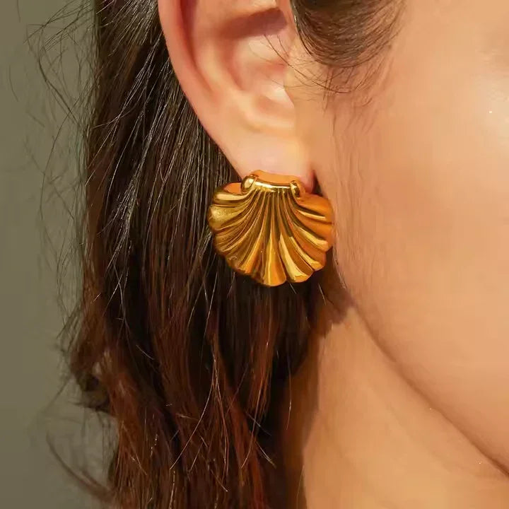 [Raffine]Bayside Gold Seashell Earrings