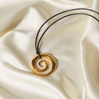 [Raffine]Romilly Spiral Pendant