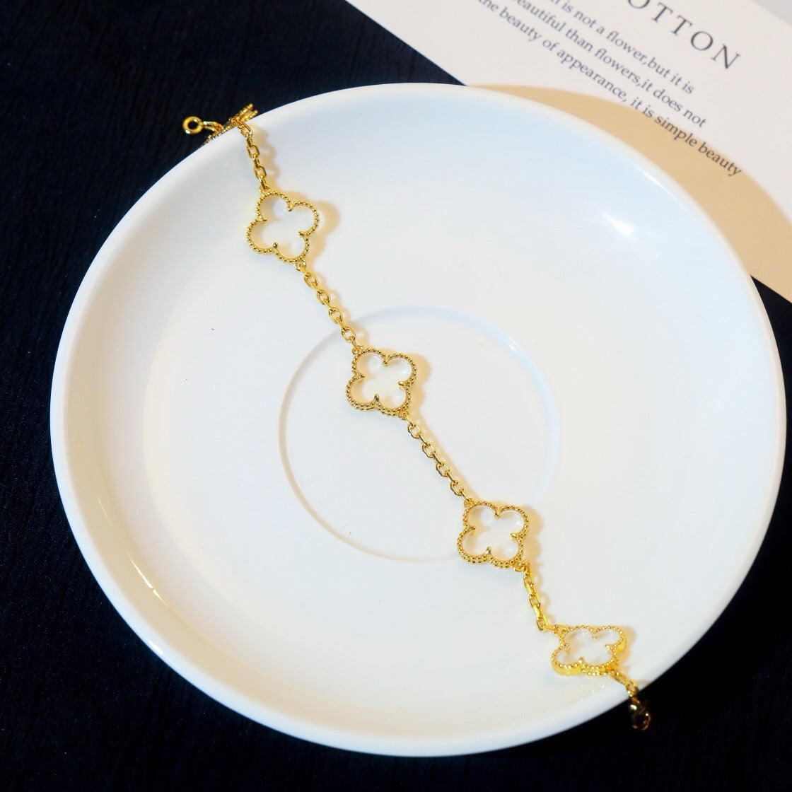 [Raffine]CLOVER 5 MOTIF ROCK CRYSTAL PINK GOLD BRACELET