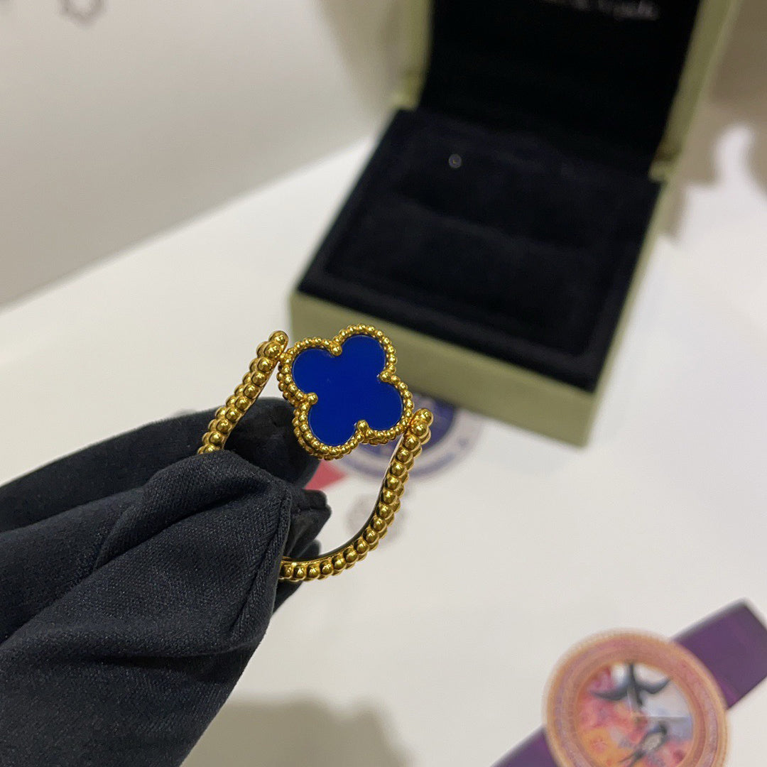 [Raffine]Anillo de ágata azul ribereña de trébol